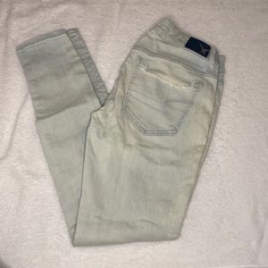 American Eagle Light Wash Ripped Jeans